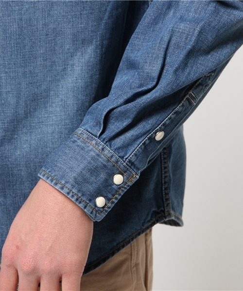 BEAMS（ビームス）の「BEAMS / デニム ウエスタンシャツ（シャツ/ブラウス・メンズ・インディゴブルー/サックスブルー・LARGE/MEDIUM/SMALL）」の10枚目の写真