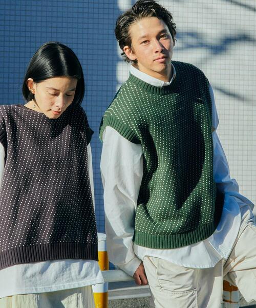 green label relaxing(グリーンレーベルリラクシング)の「【WEB限定】<GLR or> バーズアイ クルーネック ニット ベスト -ユニセックス-(ベスト・メンズ・ダークグリーン/ベージュ/ネイビー・M/S/L)」の3枚目の写真