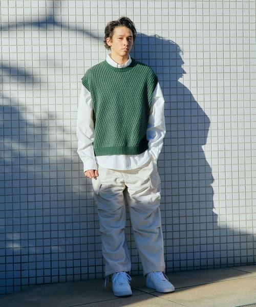 green label relaxing(グリーンレーベルリラクシング)の「【WEB限定】<GLR or> バーズアイ クルーネック ニット ベスト -ユニセックス-(ベスト・メンズ・ダークグリーン/ベージュ/ネイビー・M/S/L)」の13枚目の写真