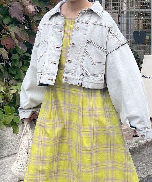 w closet（ダブルクローゼット）の「ショート丈Gジャン（デニムジャケット・レディース・ケミカルウォッシュ/キナリ・FREE）」の21枚目の写真