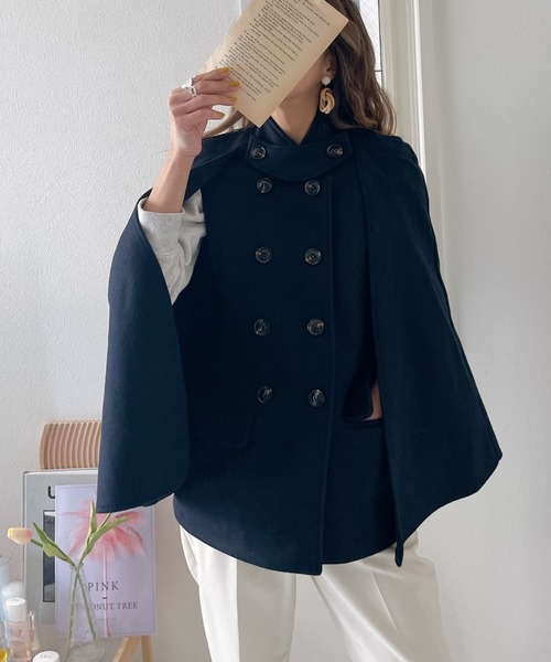 ABITOKYO(アビトーキョー)の「ダブルブレスト ケープ ジャケット(ブルゾン・レディース・ネイビー/ブラック/キャメル・FREE)」の2枚目の写真
