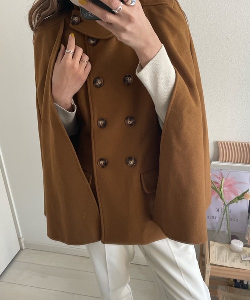 ABITOKYO(アビトーキョー)の「ダブルブレスト ケープ ジャケット(ブルゾン・レディース・ネイビー/ブラック/キャメル・FREE)」の7枚目の写真