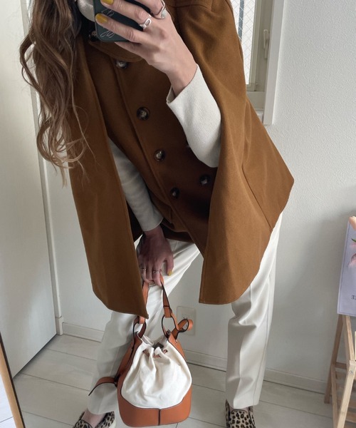 ABITOKYO(アビトーキョー)の「ダブルブレスト ケープ ジャケット(ブルゾン・レディース・ネイビー/ブラック/キャメル・FREE)」の20枚目の写真