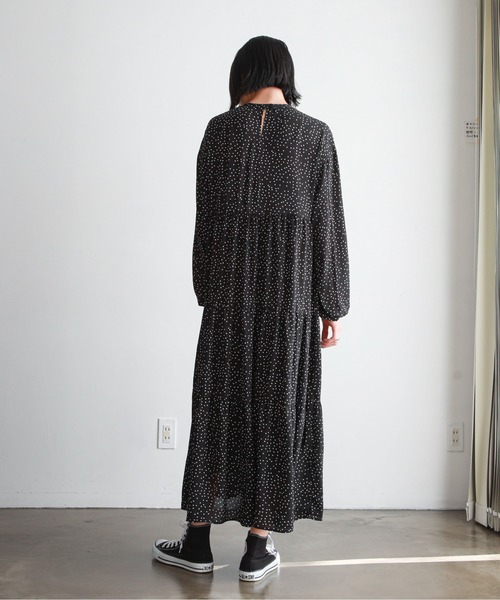 feepur(フェピュール)の「ドットティアードワンピース(ワンピース・レディース・ホワイト/ブラック/グリーン・SMALL/MEDIUM)」の9枚目の写真