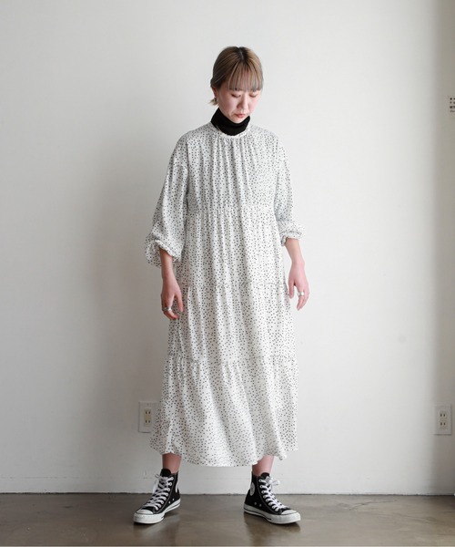 feepur(フェピュール)の「ドットティアードワンピース(ワンピース・レディース・ホワイト/ブラック/グリーン・SMALL/MEDIUM)」の6枚目の写真