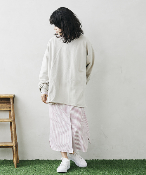 JOURNAL STANDARD relume（ジャーナルスタンダード　レリューム）の「CALIFORNIA オーバーサイズ スリットスウェット2（スウェット・メンズ・ブラック/ベージュ/グリーン/ネイビー/イエロー/ピンク・MEDIUM/LARGE）」の13枚目の写真