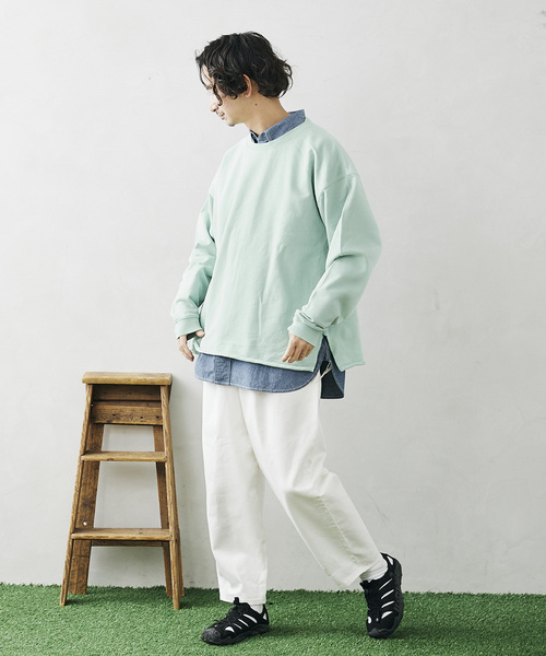 JOURNAL STANDARD relume（ジャーナルスタンダード　レリューム）の「CALIFORNIA オーバーサイズ スリットスウェット2（スウェット・メンズ・ブラック/ベージュ/グリーン/ネイビー/イエロー/ピンク・MEDIUM/LARGE）」の19枚目の写真