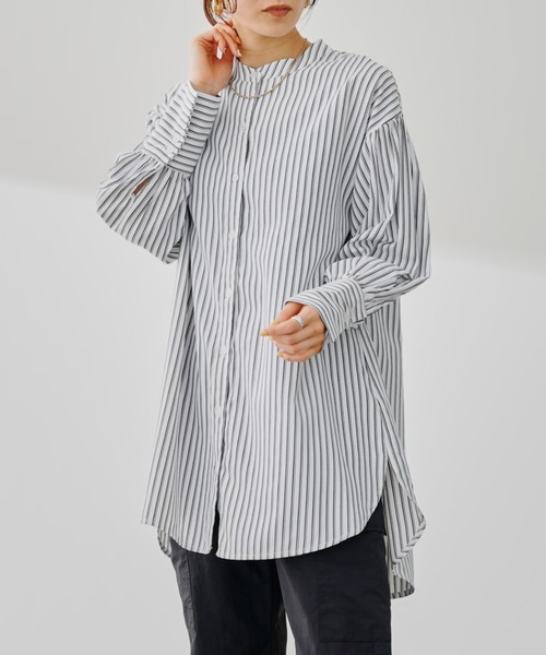 prose verse(プロズヴェール)の「バンドカラー袖ボリュームシャツ(シャツ/ブラウス・レディース・オフホワイト/サックスブルー/ブルー・フリ-)」の2枚目の写真