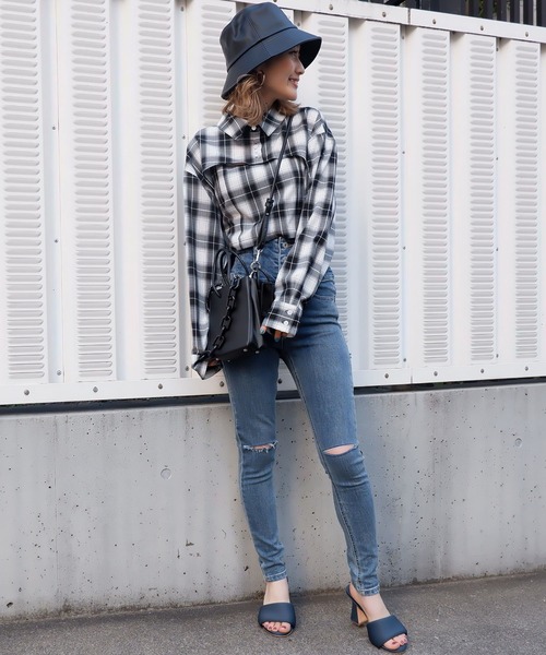 SPIRALGIRL(スパイラルガール)の「チェック柄ショートシャツ(シャツ/ブラウス・レディース・ホワイト系/ブラック系・FREE)」の8枚目の写真