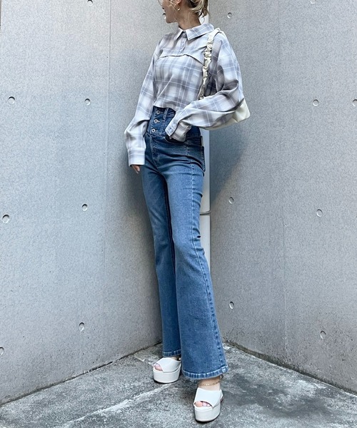 SPIRALGIRL(スパイラルガール)の「チェック柄ショートシャツ(シャツ/ブラウス・レディース・ホワイト系/ブラック系・FREE)」の11枚目の写真