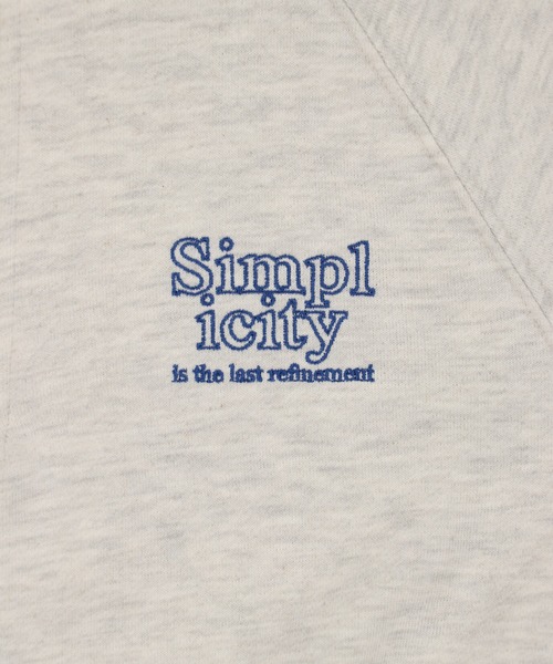 SPINNS（スピンズ）の「ワンポイントロゴ ハーフジップスウェット（スウェット・レディース・ブルー/オートミール/グリーン/ブラウン/オフホワイト・ONESIZE）」の11枚目の写真