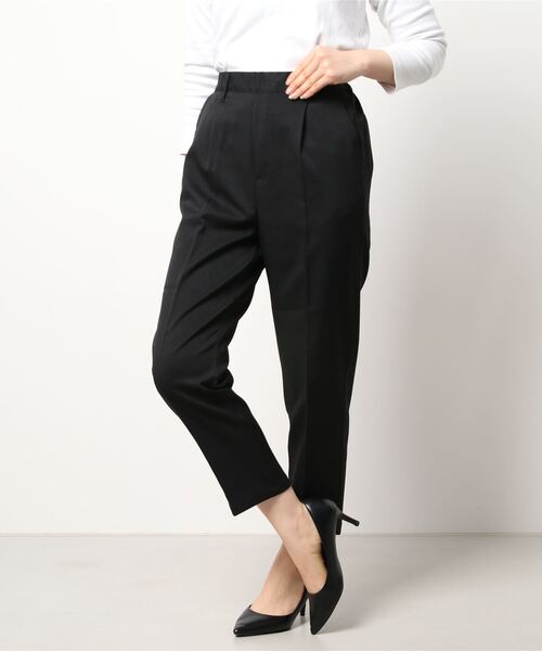 Samansa Mos2 blue（サマンサモスモスブルー）の「タックテーパードパンツ（その他パンツ・レディース・ブラック/ベージュ/ミント/ライトベージュ・ﾌﾘ-）」の2枚目の写真