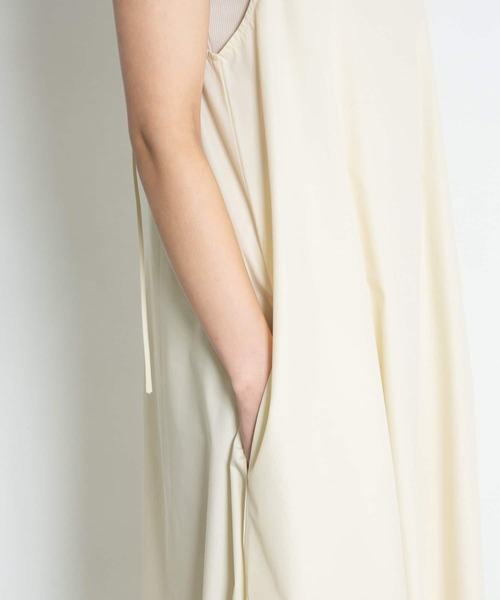 KBF（ケイビーエフ）の「2WAYキャミワンピース（ワンピース・レディース・ブラック/ダークブラウン/アイボリー/グリーン系その他・ONE）」の12枚目の写真