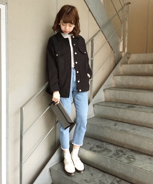 Kastane（カスタネ）の「【Kastane】断ち切りデニムパンツ（デニムパンツ・レディース・ライトブルー・MEDIUM/SMALL）」の14枚目の写真