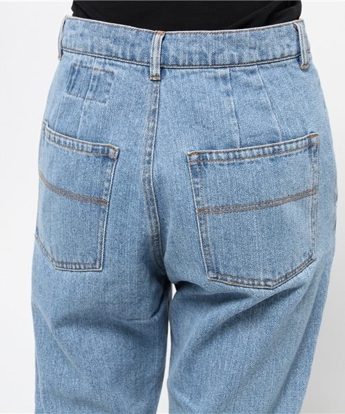 Kastane（カスタネ）の「【Kastane】断ち切りデニムパンツ（デニムパンツ・レディース・ライトブルー・MEDIUM/SMALL）」の6枚目の写真