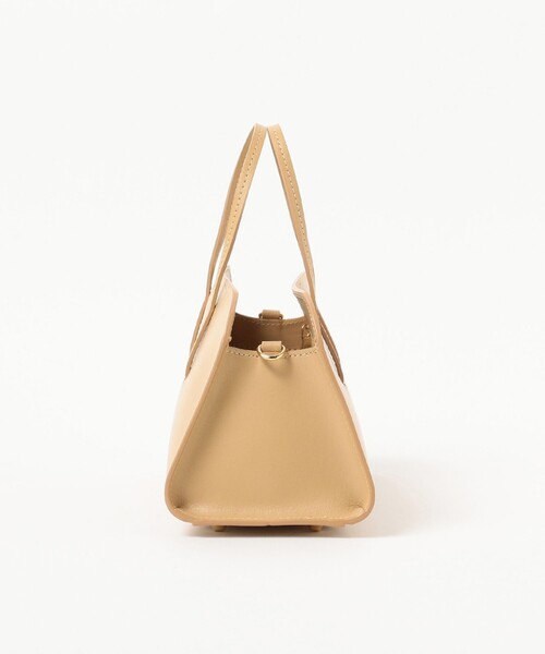 CHRISTIAN VILLA（クリスチャンヴィラ）の「CHRISTIAN VILLA × Demi-Luxe BEAMS / 別注 スクエアバッグ（ショルダーバッグ・レディース・ベージュ/ネイビー・ONE SIZE）」の7枚目の写真