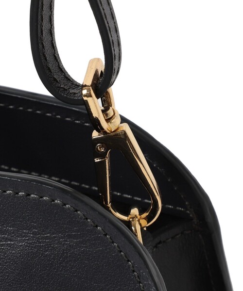 CHRISTIAN VILLA（クリスチャンヴィラ）の「CHRISTIAN VILLA × Demi-Luxe BEAMS / 別注 スクエアバッグ（ショルダーバッグ・レディース・ベージュ/ネイビー・ONE SIZE）」の18枚目の写真