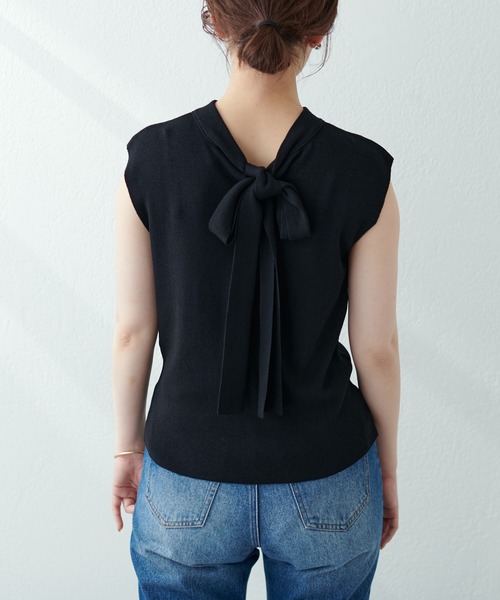 natural couture(ナチュラルクチュール)の「印象の違いを楽しめる ちょっと大人な2WAYボータイニット(ニット/セーター・レディース・オフホワイト/ブラック/グレイッシュベージュ/グリーン・FREE)」の22枚目の写真