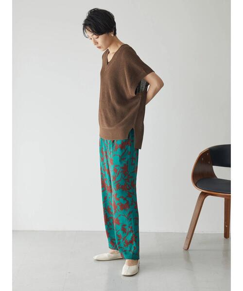 AMERICAN HOLIC（アメリカンホリック）の「Vネックルーズニットベスト（ベスト・レディース・ブラック/ブラウン/グレイッシュベージュ・M/L）」の16枚目の写真