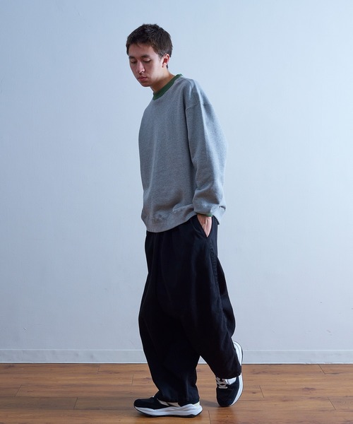 Universal Style Wear(ユニバーサルスタイルウェア)の「Universal Style Wear リンガー ルーズ クルーネック(スウェット・メンズ・ベージュ/チャコールグレー/ネイビー/オフホワイト・LARGE/MEDIUM/X-LARGE)」の20枚目の写真