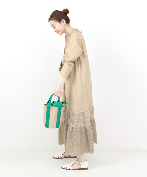 IENA(イエナ)の「レース切り替えマキシワンピース(ワンピース・レディース・ホワイト/ベージュ・38/36)」の12枚目の写真