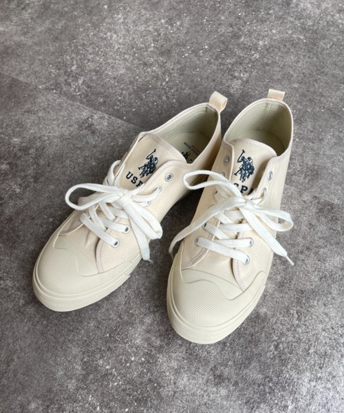U.S. POLO ASSN.（ユーエスポロアッスン）の「1ポイントロゴ刺繍ローカットスニーカー LADYS レディース（スニーカー・レディース・ブラック/ベージュ/オフホワイト・SMALL/MEDIUM/LARGE）」の14枚目の写真