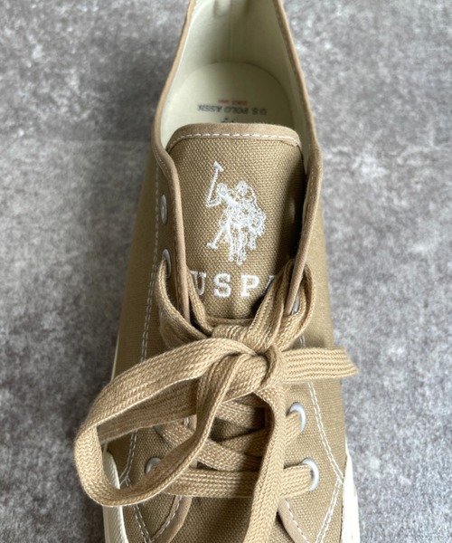 U.S. POLO ASSN.（ユーエスポロアッスン）の「1ポイントロゴ刺繍ローカットスニーカー LADYS レディース（スニーカー・レディース・ブラック/ベージュ/オフホワイト・SMALL/MEDIUM/LARGE）」の7枚目の写真