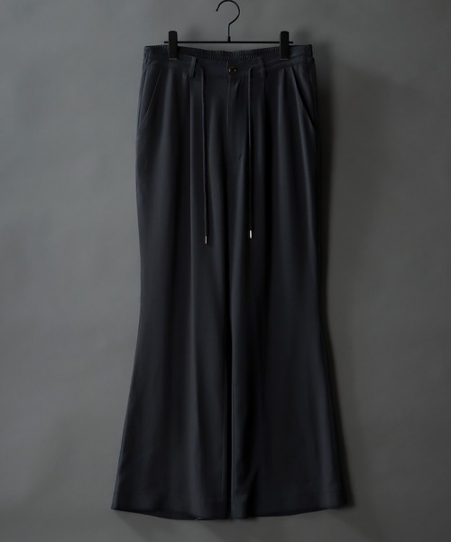 SITRY（シトリー）の「overlock flared pants/別注 オーバーロック タック ワイド フレアパンツ セットアップ対応（スラックス・メンズ・チャコールグレー/ピンク・M/L）」の3枚目の写真