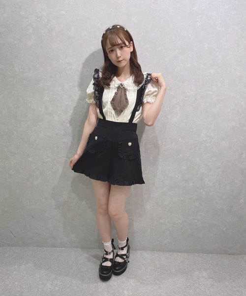 Honey Cinnamon（ハニーシナモン）の「レースサス付きショートパンツ