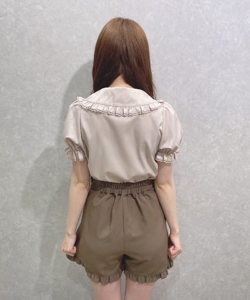 新品 未使用♥ハニーシナモン Honey Cinnamon パンツ Honey Cinnamon（ハニーシナモン）の「レースサス付きタック