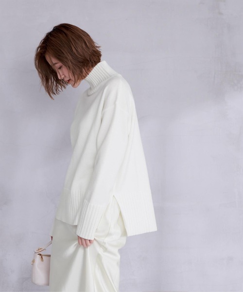 UR'S(ユアーズ)の「ベーシックハイネックワイドニット(ニット/セーター・レディース・ホワイト/ブラック/ライトグリーン/ピンク/ブルー/グリーン/ラベンダー・S/M/L)」の21枚目の写真