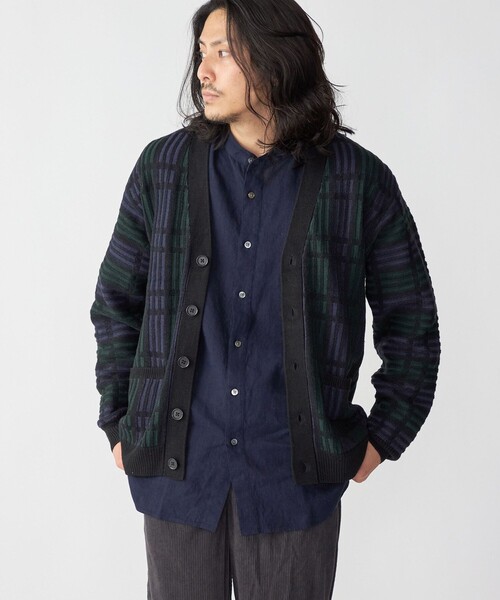 SHIPS（シップス）の「*SHIPS:〈手洗い可能〉ジャカード チェック ニット カーディガン（カーディガン/ボレロ・メンズ・ネイビー/ブラウン/オリーブ・SMALL/MEDIUM/LARGE/X-LARGE）」の2枚目の写真