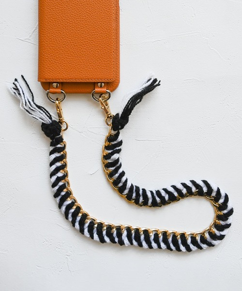 Editors Draw(エディターズドロー)の「チェーン編み ハンドスマホストラップ ゴールド(スマホグッズ・レディース・ブラウン系その他/サックスブルー/ホワイト×ブラック/ピンク/ブラック×グレー・ONE SIZE)」の17枚目の写真