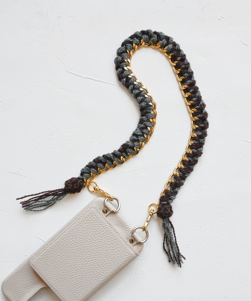 Editors Draw(エディターズドロー)の「チェーン編み ハンドスマホストラップ ゴールド(スマホグッズ・レディース・ブラウン系その他/サックスブルー/ホワイト×ブラック/ピンク/ブラック×グレー・ONE SIZE)」の20枚目の写真