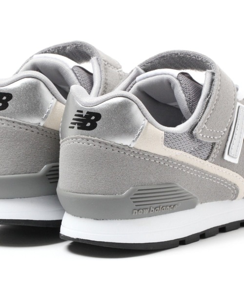 BAYFLOW(ベイフロー)の「【new balance(ニューバランス)】996(KIDS)(スニーカー・キッズ・ブラック/グレー・17.0cm/18.0cm/19.0cm/20.0cm/21.0cm)」の18枚目の写真