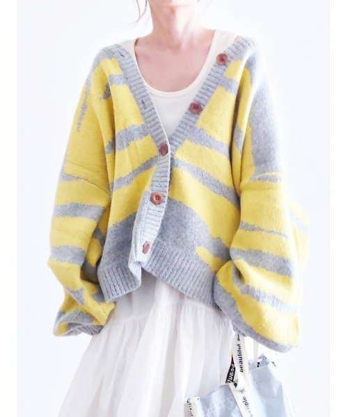 CORNERS（コーナーズ）の「CORNERS by yui　レオパード柄ボリューム袖カーディガン（カーディガン/ボレロ・レディース・ベージュ/イエロー/ブルー/グレー・M）」の4枚目の写真