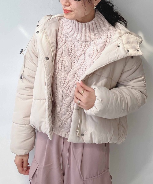 AS KNOW AS plus（アズノゥアズプラス）の「♪あったか中綿フェイクダウンジャケット　【2023AWアイテム】（ダウンジャケット/コート・レディース・ベージュ系その他/ピンク/アイボリー/ブラック/グレイッシュベージュ・FREE）」の12枚目の写真