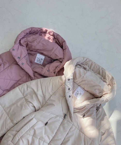AS KNOW AS plus（アズノゥアズプラス）の「♪あったか中綿フェイクダウンジャケット　【2023AWアイテム】（ダウンジャケット/コート・レディース・ベージュ系その他/ピンク/アイボリー/ブラック/グレイッシュベージュ・FREE）」の13枚目の写真