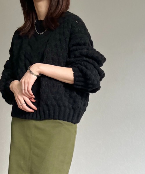 ISOOK(アイスー)の「【ZOZO限定】Poko Poko cable knit / ポコポコケーブルニット(ニット/セーター・レディース・ブルー/ブラック・FREE)」の3枚目の写真