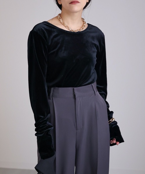 ap retro（アプレトロ）の「ロングスリーブベロアカットソー　背中開き（Tシャツ/カットソー・レディース・アイボリー/ブラック/モカ・FREE）」の15枚目の写真