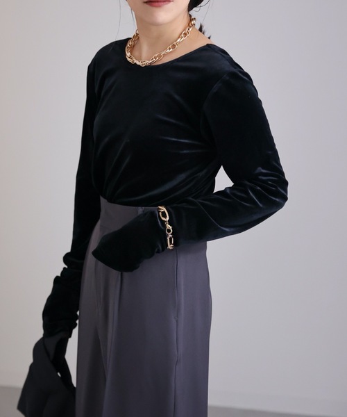 ap retro（アプレトロ）の「ロングスリーブベロアカットソー　背中開き（Tシャツ/カットソー・レディース・アイボリー/ブラック/モカ・FREE）」の16枚目の写真