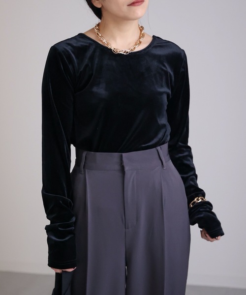 ap retro（アプレトロ）の「ロングスリーブベロアカットソー　背中開き（Tシャツ/カットソー・レディース・アイボリー/ブラック/モカ・FREE）」の19枚目の写真