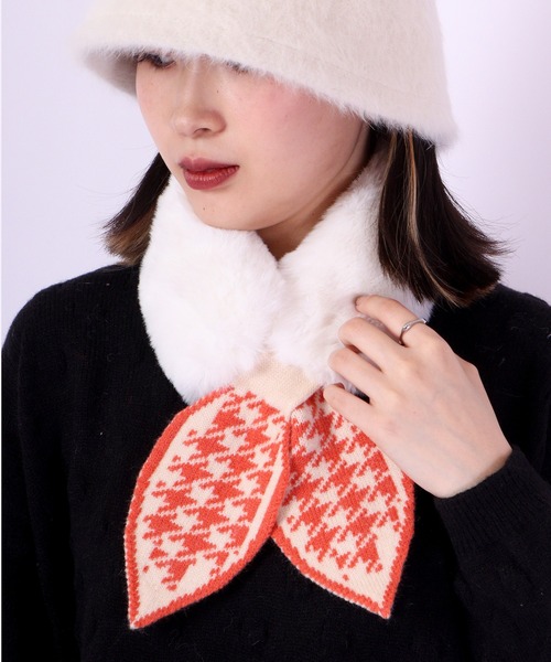 LILY BROWN×MARY QUANT】デイジーモチーフファーイヤーマフラー