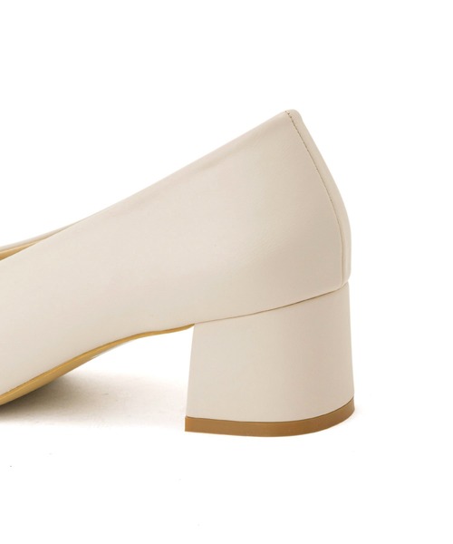 Juze（ジュゼ）の「ポインテッドソフトパンプス（パンプス・レディース・ホワイト系その他/ブルー系その他4・22.5cm/23.5cm/24.5cm）」の3枚目の写真