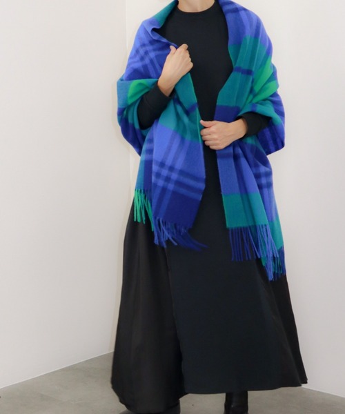 aunt lily（アントリリー）の「ウールカシミヤ 大判 チェックストール | 大判ストール カシミヤ ウール アクリル  大判マフラー ボリュームマフラー プレゼント トラッド【レディース ストール/ショール ランキング1位獲得実績あり】（ストール/ショール・レディース・グレー/ブルー系その他/イエロー系その他/ピンク・FREE）」の18枚目の写真