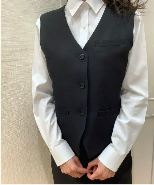TOKYO SHIRTS（トウキョウシャツ）の「オフィス向け ベーシックベスト（ベスト・レディース・ブラック・M/L）」の8枚目の写真