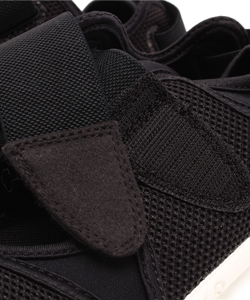 Another Edition（アナザーエディション）の「NIKE AIR RIFT/ BC NIKE W AIR RIFT（スニーカー・レディース・ブラック/ホワイト・23cm/25cm/24cm）」の5枚目の写真