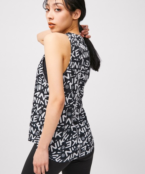 NIKE（ナイキ）の「【NIKE】ナイキ ワン Dri-FIT プリント トレーニングタンクトップ ウィメンズ（タンクトップ・レディース・ブラック系その他/ピンク系その他2・L/M/S）」の10枚目の写真
