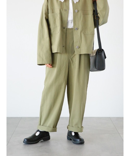 ehka sopo(エヘカソポ)の「タックパンツ(セットアップ可)(その他パンツ・レディース・ベージュ/カーキ/キナリ・フリ-)」の3枚目の写真