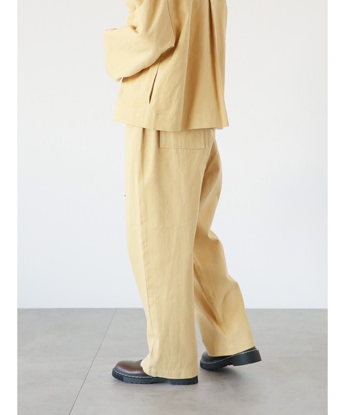 ehka sopo(エヘカソポ)の「タックパンツ(セットアップ可)(その他パンツ・レディース・ベージュ/カーキ/キナリ・フリ-)」の13枚目の写真